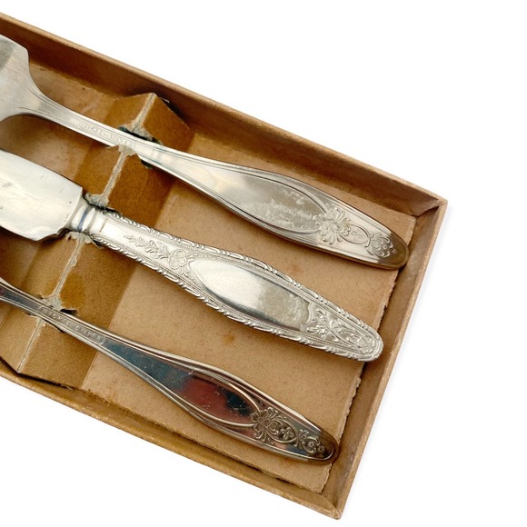 Child’s Cutlery Set - Picture 6 of 14